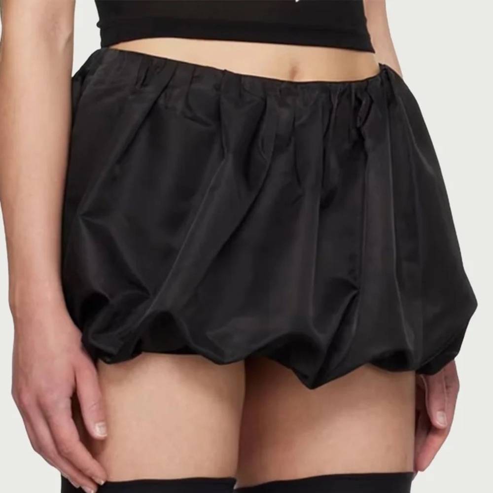 NWT OPEN YY Black Bubble Hem Mini Skirt